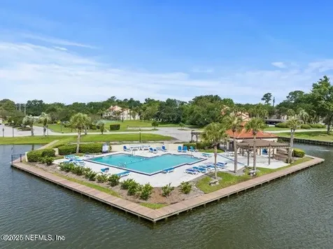 4076 Mizner Court Jacksonville FL 32217