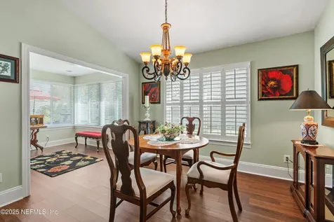 4076 Mizner Court Jacksonville FL 32217