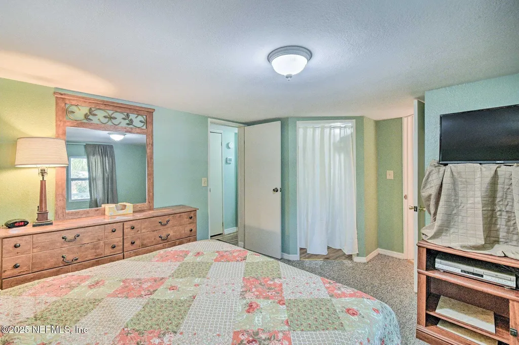 118 Riverside Avenue Satsuma FL 32189