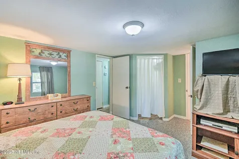 118 Riverside Avenue Satsuma FL 32189