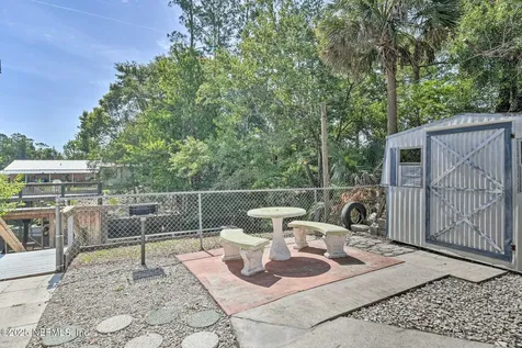 118 Riverside Avenue Satsuma FL 32189