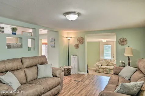 118 Riverside Avenue Satsuma FL 32189