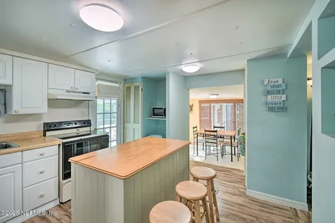 118 Riverside Avenue Satsuma FL 32189