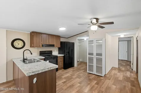 8103 Harding Avenue Jacksonville FL 32219