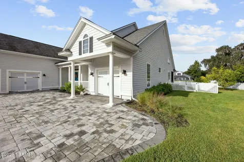 1842 Paradise Moorings Boulevard Middleburg FL 32068