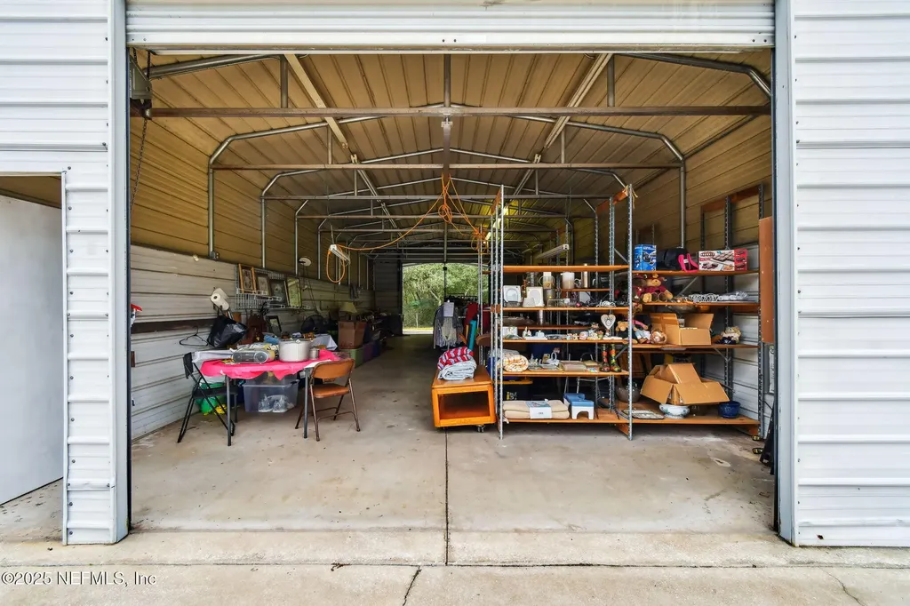 135 Lake Como Drive Pomona Park FL 32181