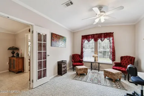 135 Lake Como Drive Pomona Park FL 32181