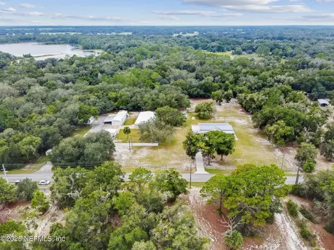 135 Lake Como Drive Pomona Park FL 32181