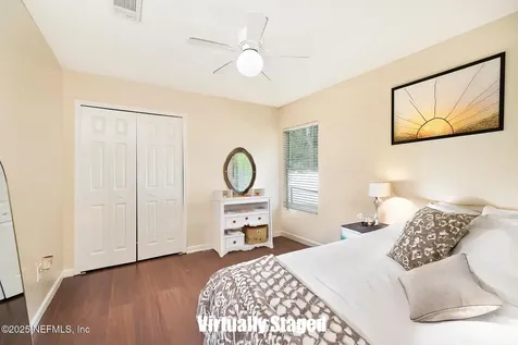 1914 Mcgirts Bluff Court Jacksonville FL 32221