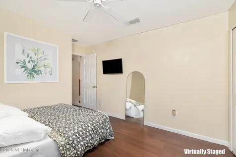 1914 Mcgirts Bluff Court Jacksonville FL 32221