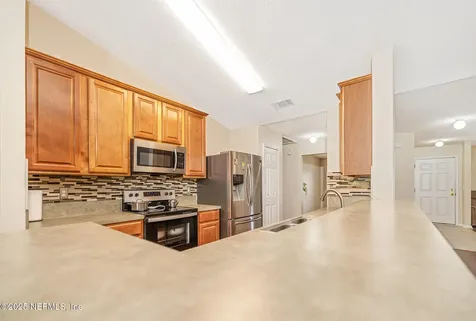 1914 Mcgirts Bluff Court Jacksonville FL 32221
