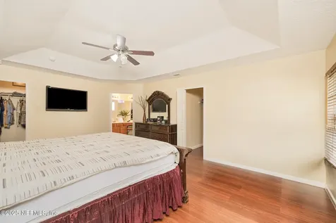 1914 Mcgirts Bluff Court Jacksonville FL 32221