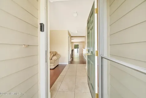 1914 Mcgirts Bluff Court Jacksonville FL 32221