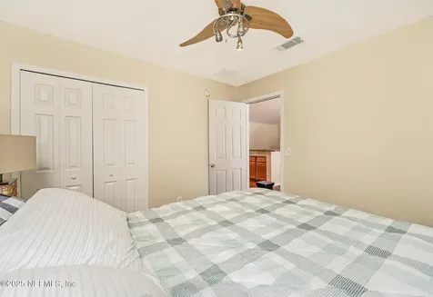 1914 Mcgirts Bluff Court Jacksonville FL 32221