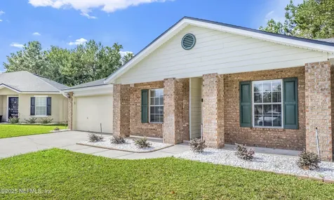 1914 Mcgirts Bluff Court Jacksonville FL 32221