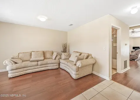 1914 Mcgirts Bluff Court Jacksonville FL 32221