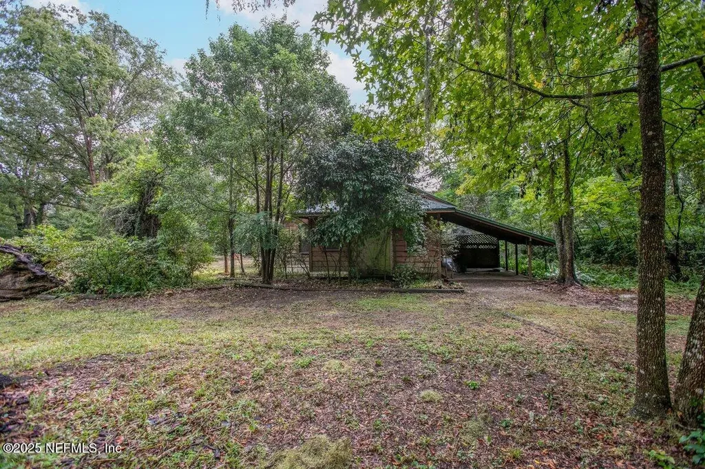 8563 Moncrief-dinsmore Road Jacksonville FL 32219