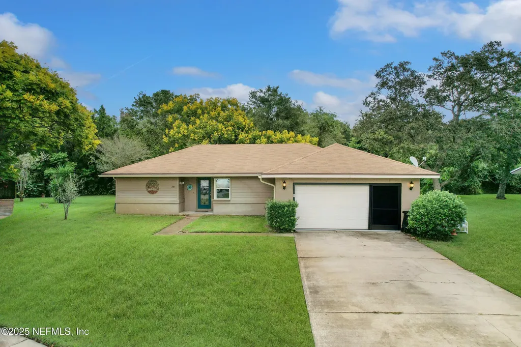 785 Medina Avenue St. Augustine FL 32086
