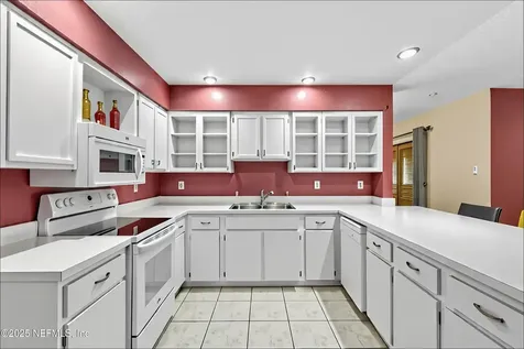 785 Medina Avenue St. Augustine FL 32086