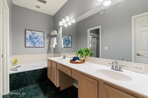 14436 Pelican Bay Court Jacksonville FL 32224