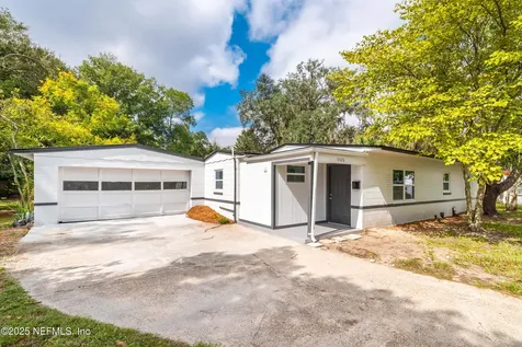 5426 North River Court Jacksonville FL 32211