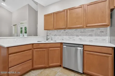 800 Paradise Lane Atlantic Beach FL 32233