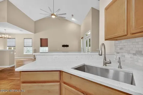 800 Paradise Lane Atlantic Beach FL 32233