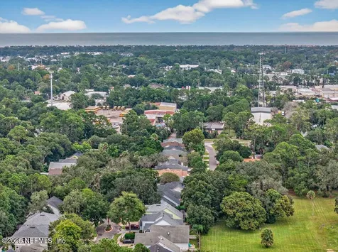 800 Paradise Lane Atlantic Beach FL 32233