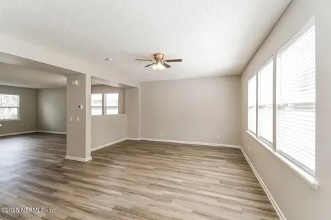 9137 Redtail Drive Jacksonville FL 32222