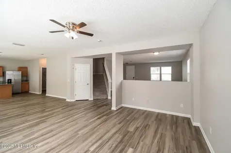 9137 Redtail Drive Jacksonville FL 32222
