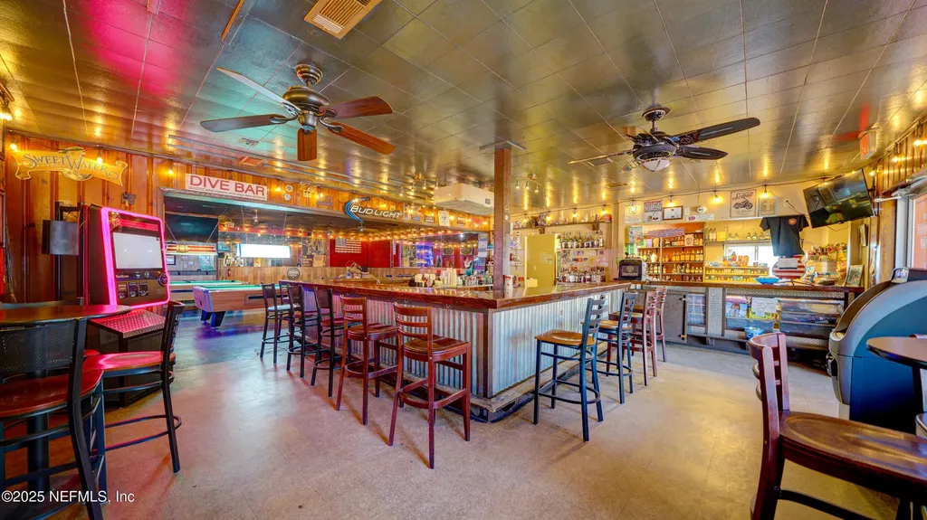 6043 Us Highway 17 Green Cove Springs FL 32043
