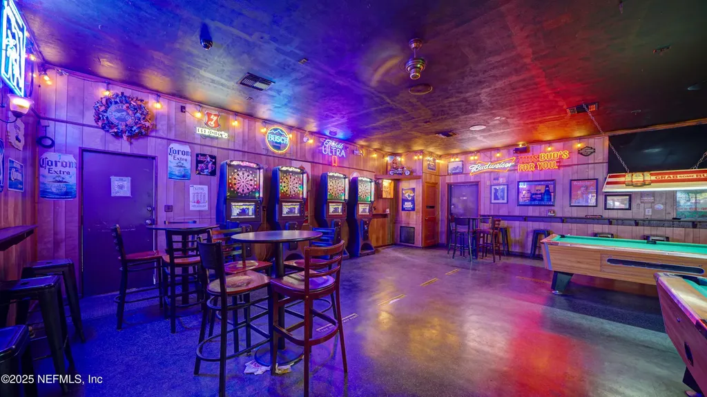 6043 Us Highway 17 Green Cove Springs FL 32043