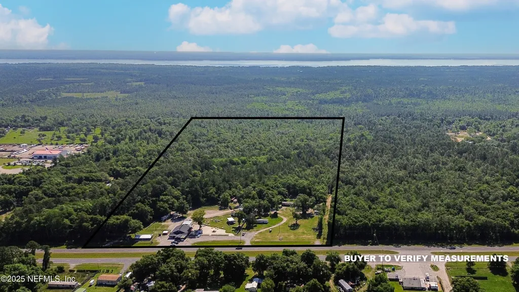 6043 Us Highway 17 Green Cove Springs FL 32043
