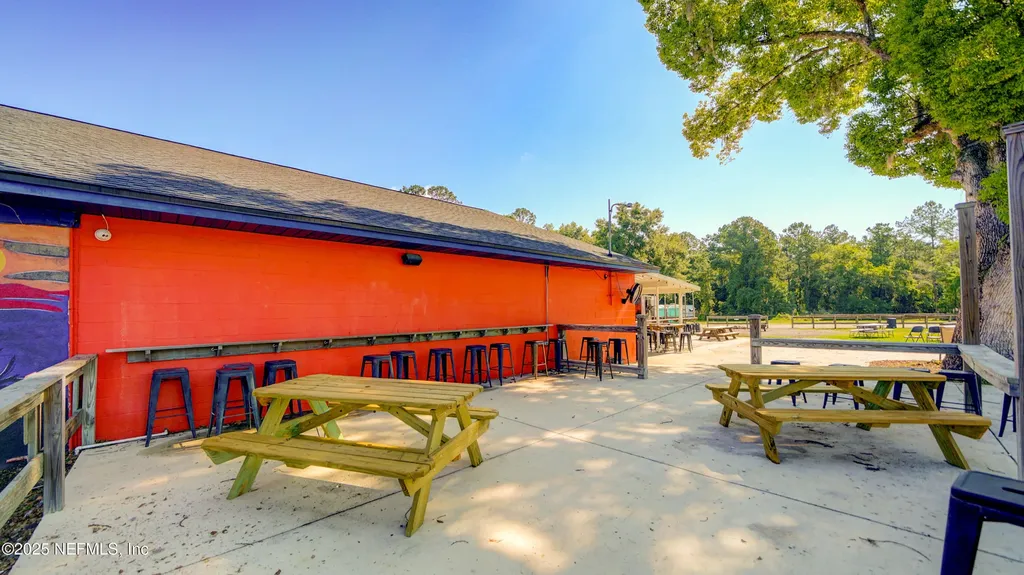 6043 Us Highway 17 Green Cove Springs FL 32043