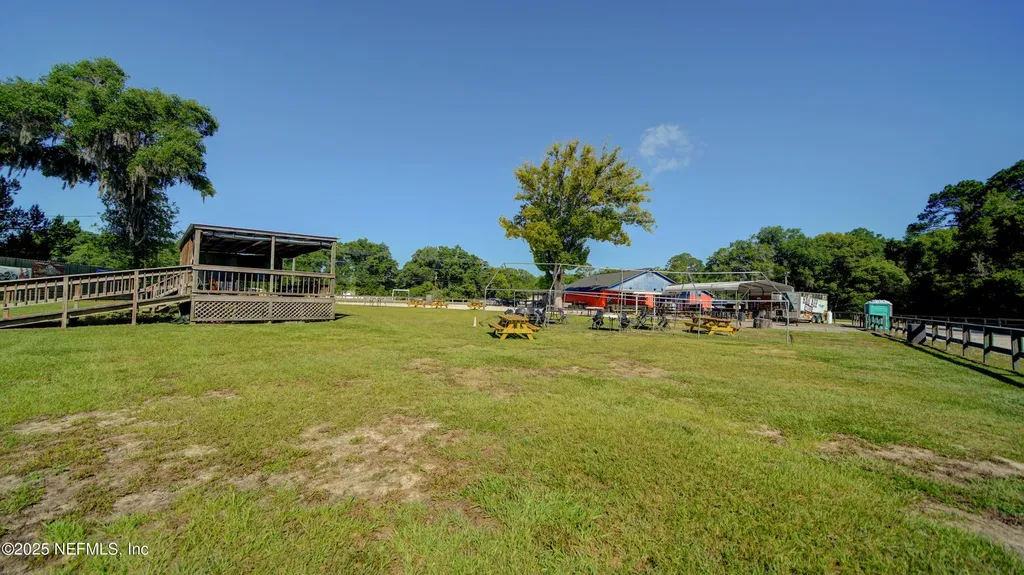 6043 Us Highway 17 Green Cove Springs FL 32043