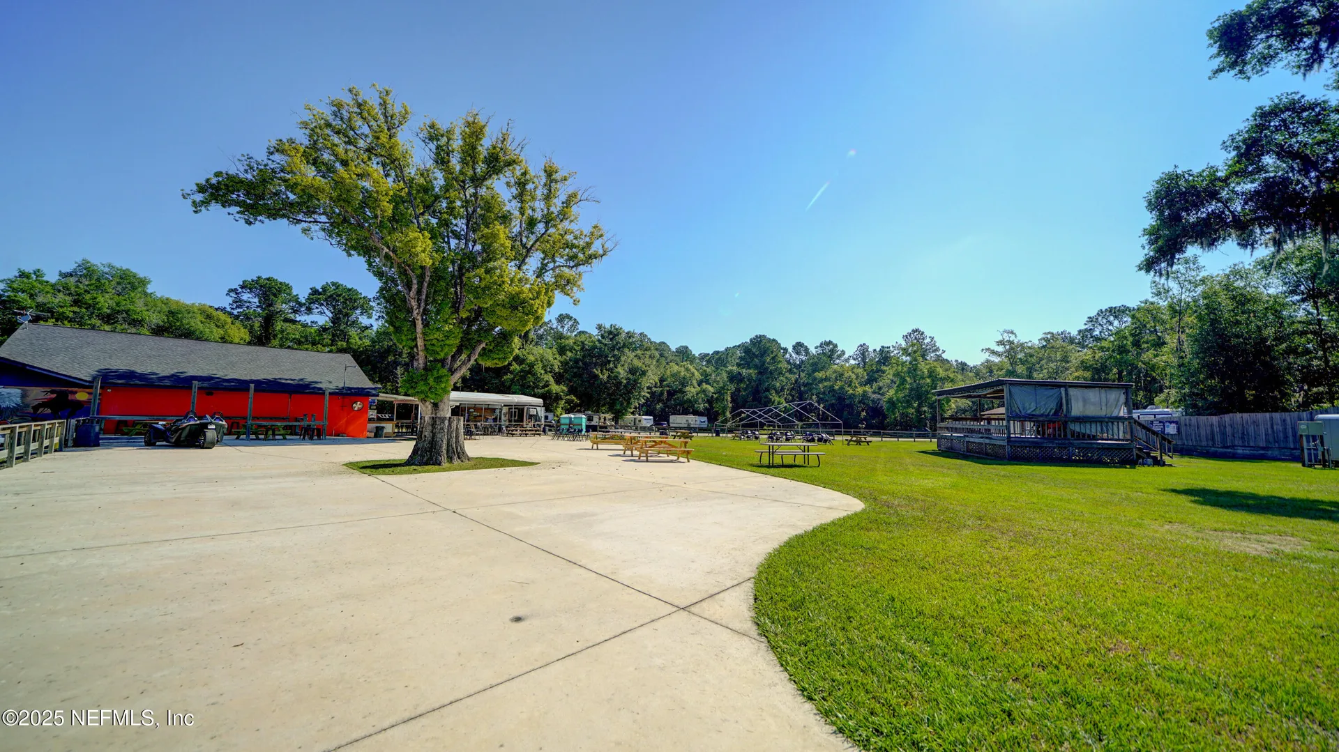 6043 Us Highway 17 Green Cove Springs FL 32043