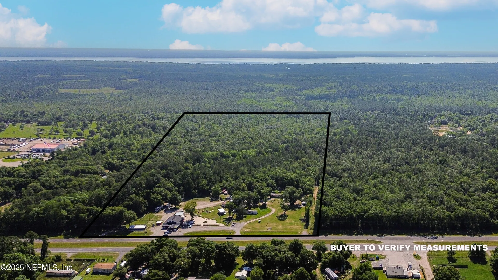 6043 Us Highway 17 Green Cove Springs FL 32043