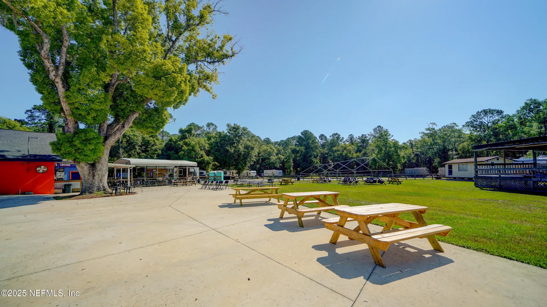 6043 Us Highway 17 Green Cove Springs FL 32043