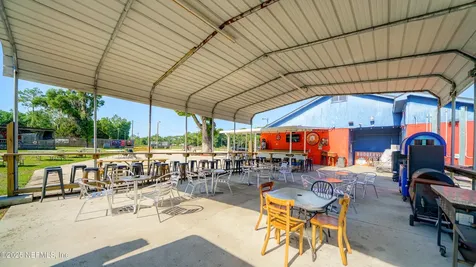6043 Us Highway 17 Green Cove Springs FL 32043