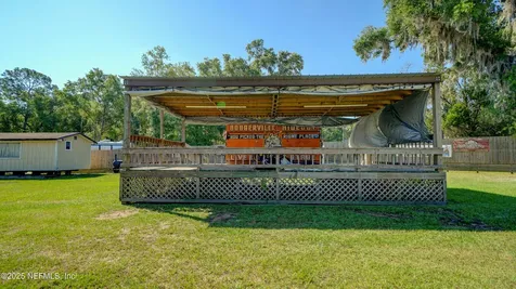 6043 Us Highway 17 Green Cove Springs FL 32043