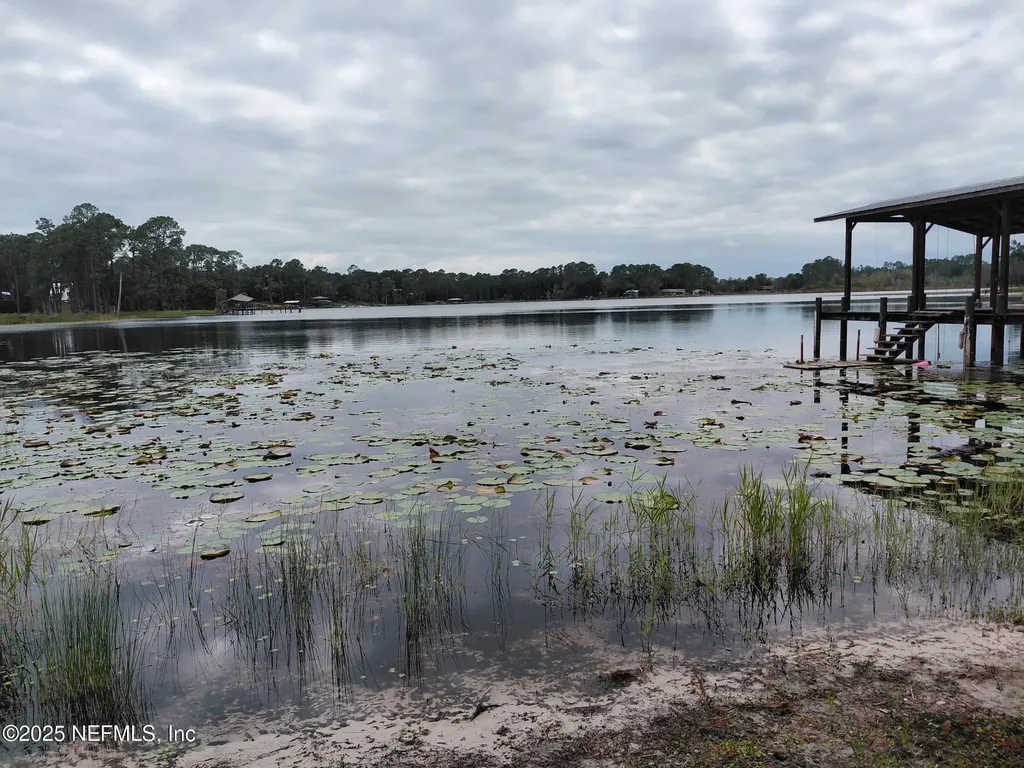 113 Lake Como Point Road Pomona Park FL 32181
