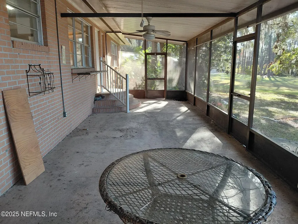 113 Lake Como Point Road Pomona Park FL 32181