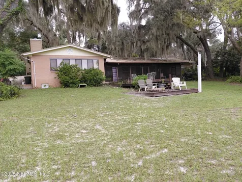 113 Lake Como Point Road Pomona Park FL 32181
