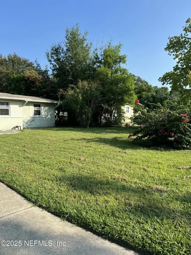 205 Spring Forest Avenue Jacksonville FL 32216