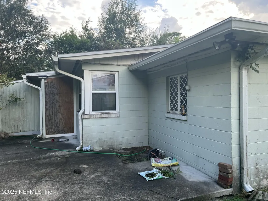 205 Spring Forest Avenue Jacksonville FL 32216