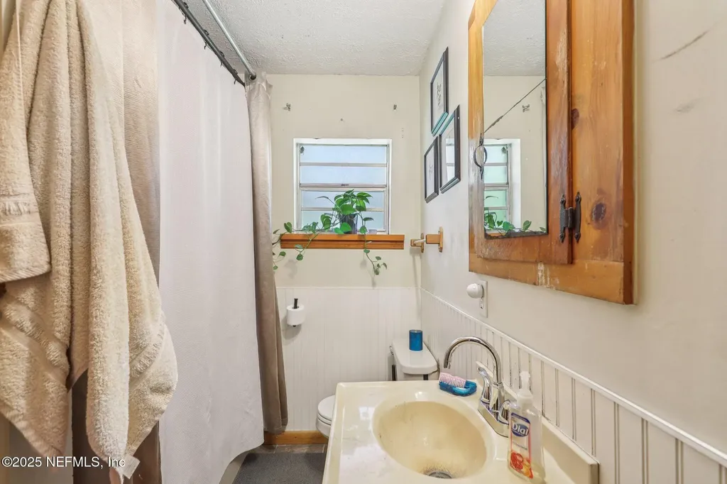 1078 Merrimac Avenue Green Cove Springs FL 32043