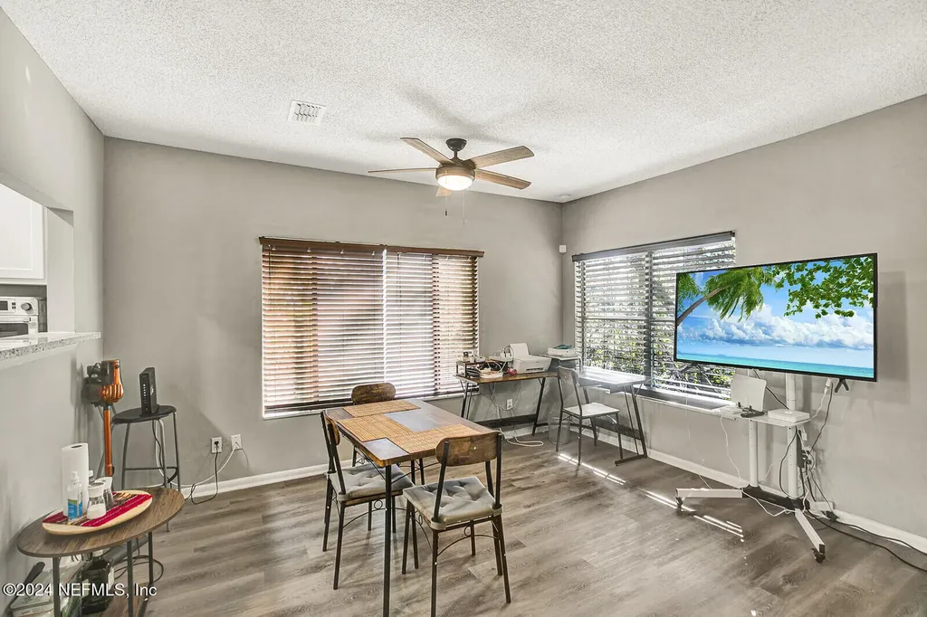 5568 La Moya Avenue Jacksonville FL 32210