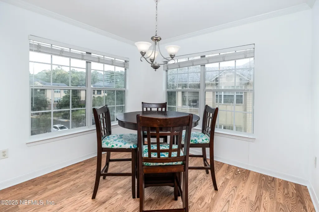 7800 Point Meadows Drive Jacksonville FL 32256