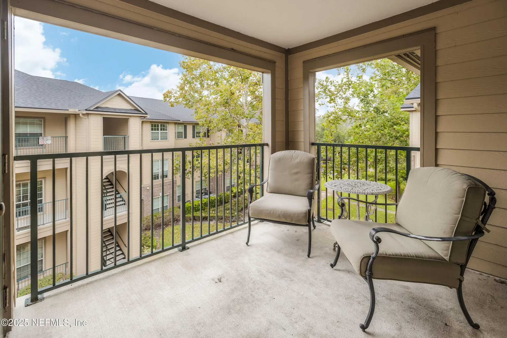 7800 Point Meadows Drive Jacksonville FL 32256