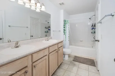 7800 Point Meadows Drive Jacksonville FL 32256